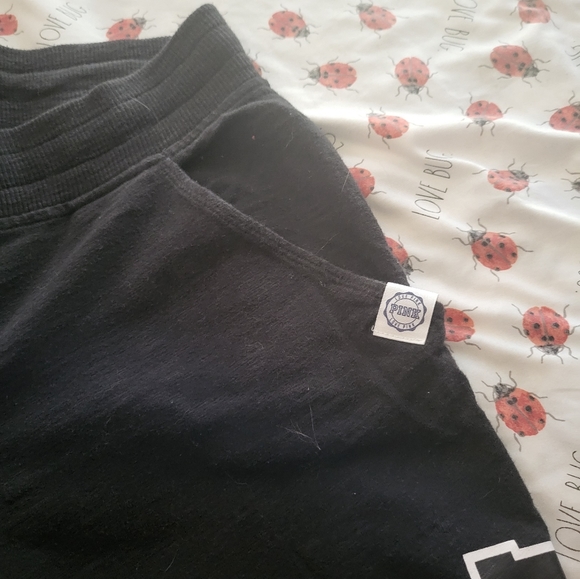 Vs pink lightweight joggers, size large. - Picture 10 of 12